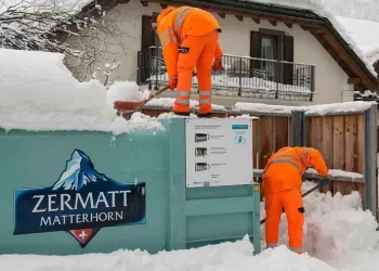 La Suisse et l’Italie redessinent leur frontière