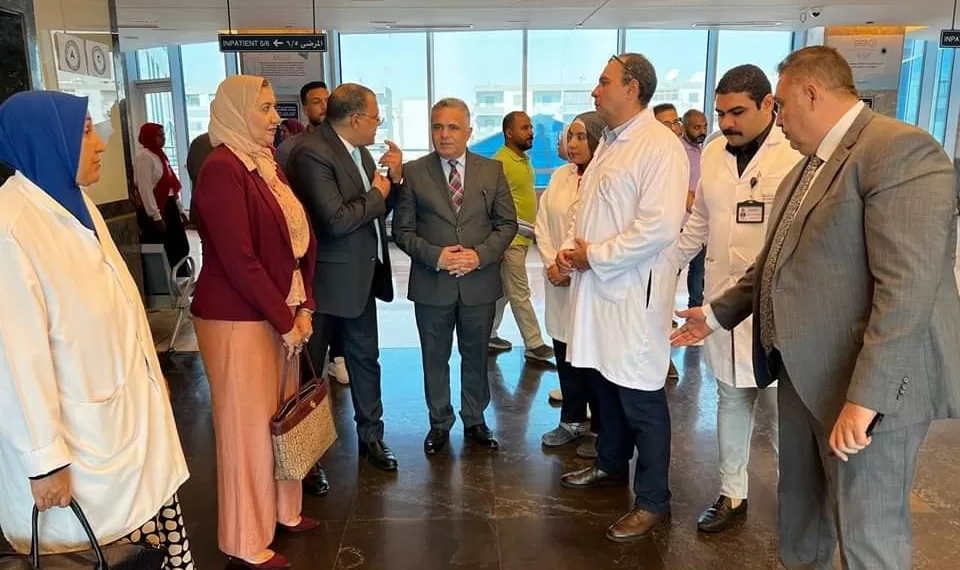 Le recteur de l'Université Al-Jalala au chevet des étudiants blessés 1 - Le Progrès Egyptien