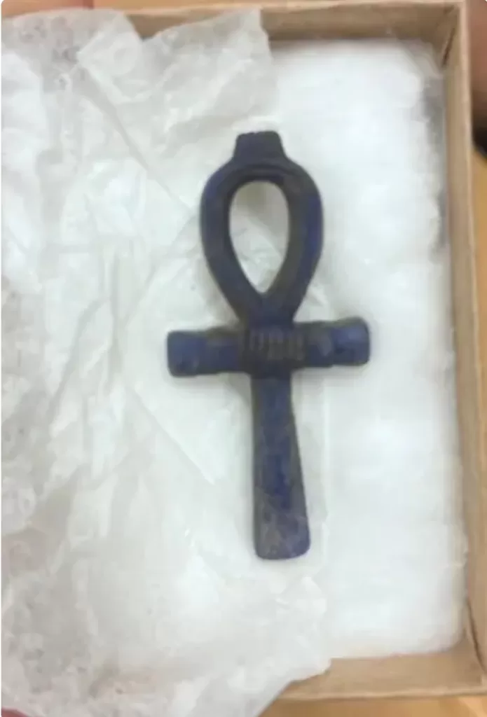 Trois pièces antiques récupérées de l’Allemagne 4 - Le Progrès Egyptien Trois pièces antiques récupérées de l’Allemagne 3 - Le Progrès Egyptien