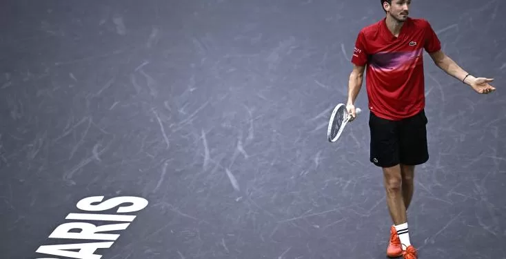 Tennis: Medvedev battu d'entrée au Masters 1000 de Paris 2 - Le Progrès Egyptien Tennis: Medvedev battu d'entrée au Masters 1000 de Paris 1 - Le Progrès Egyptien