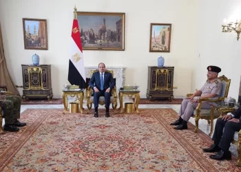 Al-Sissi reçoit le chef des Forces de défense du peuple ougandais