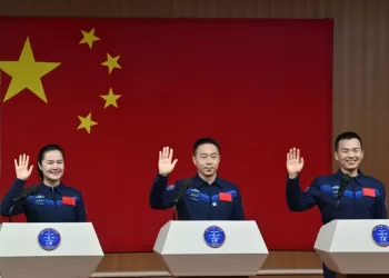 La Chine va envoyer sa troisième femme dans l’espace, l’ingénieure Wang Haoze