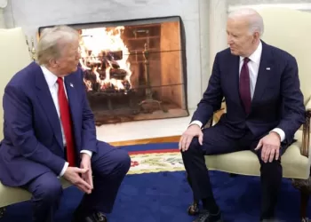 Trump signe un accord de transition avec la Maison Blanche de Biden