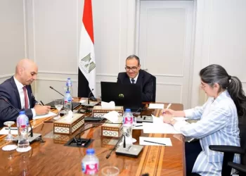 Abdel Aati tient une rencontre virtuelle avec le président du Forum économique mondial