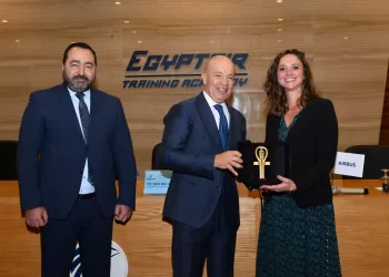 Remise des certificats de préparation des leaders à 30 stagiaires d’EgyptAir