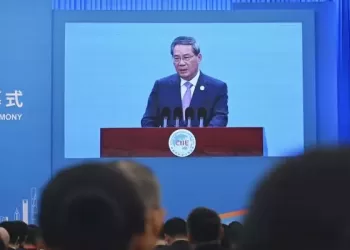 Le PM chinois “pleinement confiant” dans son objectif de croissance