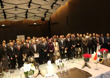 Abdel Aati rencontre les représentants de la communauté égyptienne au Koweït