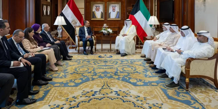 Abdel Aati s’entretient avec son homologue koweitien 2 - Le Progrès Egyptien Abdel Aati s’entretient avec son homologue koweitien 1 - Le Progrès Egyptien