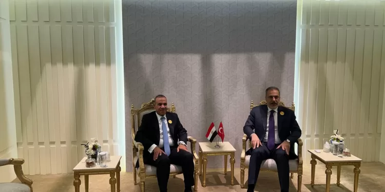 Abdel Aati s’entretient avec son homologue turc 2 - Le Progrès Egyptien Abdel Aati s’entretient avec son homologue turc 1 - Le Progrès Egyptien