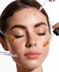 Comment savoir si j’utilise une trop grande quantité de mon soin visage ?