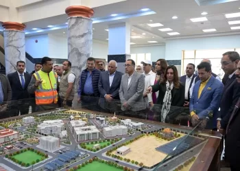 Le PM inspecte le projet de NCA dans la Nouvelle Vallée