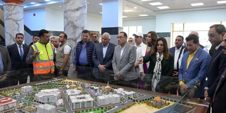 Le PM inspecte le projet de NCA dans la Nouvelle Vallée 2 - Le Progrès Egyptien Le PM inspecte le projet de NCA dans la Nouvelle Vallée 1 - Le Progrès Egyptien