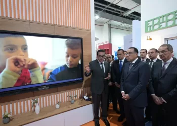 Madbouli inspecte les différents pavillons du Salon Le Caire ICT24 : 5 - Le Progrès Egyptien Madbouli inspecte les différents pavillons du Salon Le Caire ICT24 :