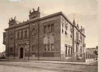 La rue Emad Eddine fut le cœur du Caire
