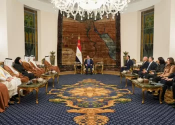 Le Président Al-Sissi reçoit le Premier ministre du Qatar