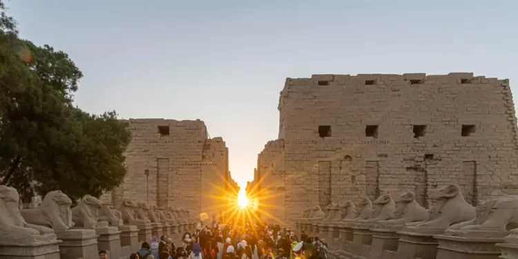 La tombée du soleil sur la Saint-des-Saints est un phénomène unique 1 - Le Progrès Egyptien