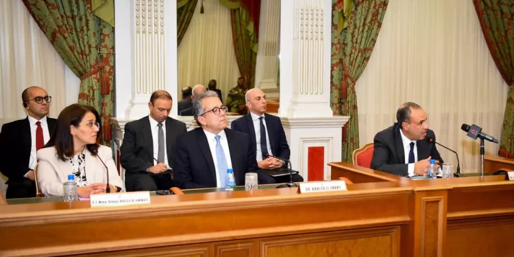 Forum des affaires égypto-gabonais pour renforcer la coopération économique 2 - Le Progrès Egyptien Forum des affaires égypto-gabonais pour renforcer la coopération économique 1 - Le Progrès Egyptien