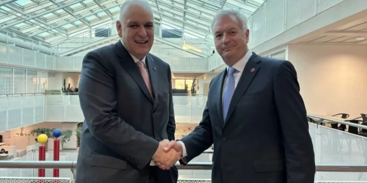 EgyptAir félicite Michael Rousseau, nouveau président du conseil de l'Alliance Star 1 - Le Progrès Egyptien