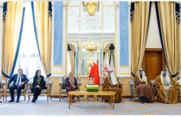 Le PM bahreïni reçoit la ministre de la Solidarité sociale 1 - Le Progrès Egyptien