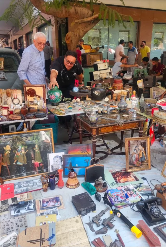 Au souk de brocante « Diana », les collectionneurs sont comblés ! 4 - Le Progrès Egyptien Au souk de brocante « Diana », les collectionneurs sont comblés ! 3 - Le Progrès Egyptien