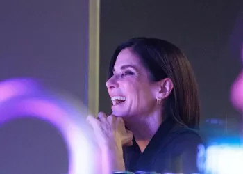 Sandra Bullock réapparaît à Los Angeles