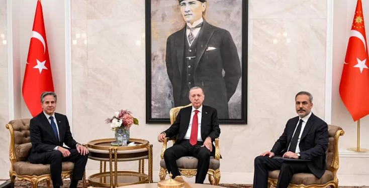 Blinken dit à la Turquie qu'il est impératif de travailler contre l'EI en Syrie 2 - Le Progrès Egyptien Blinken dit à la Turquie qu'il est impératif de travailler contre l'EI en Syrie 1 - Le Progrès Egyptien