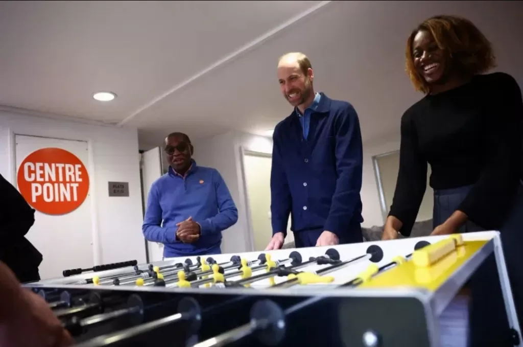 Boxe, baby-foot et goûter : Le prince William se lâche après les soucis 4 - Le Progrès Egyptien Boxe, baby-foot et goûter : Le prince William se lâche après les soucis 3 - Le Progrès Egyptien