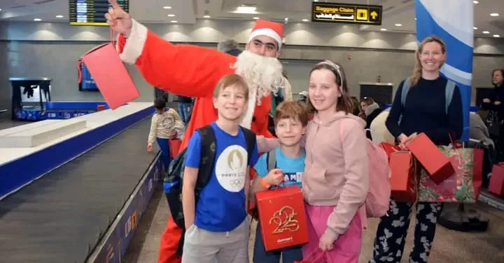 Charm El-Cheikh célèbre le Nouvel An avec les passagers 1 - Le Progrès Egyptien