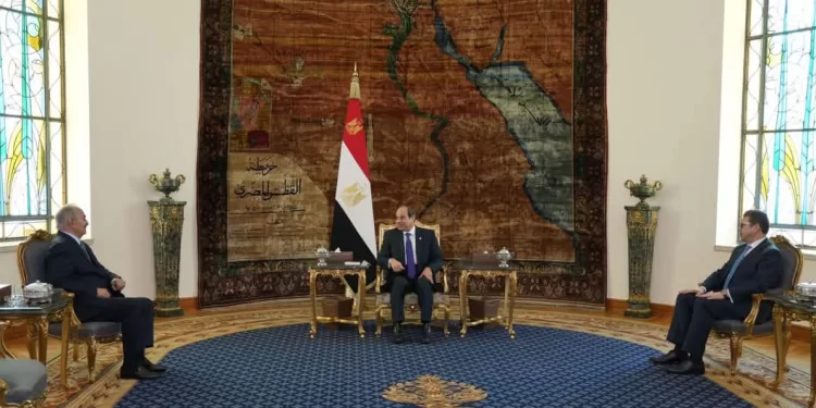 Al-Sissi reçoit le maréchal Khalifa Haftar pour renforcer la coopération entre l'Egypte et la Libye 1 - Le Progrès Egyptien