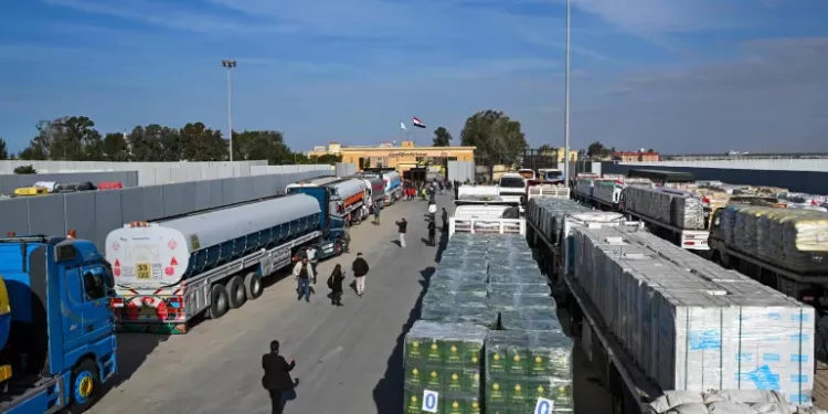 Acheminement de l'aide humanitaire à Gaza pour le deuxième jour consécutif 1 - Le Progrès Egyptien