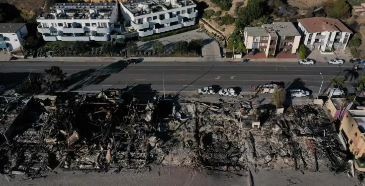 Dévastée par les incendies, Los Angeles bénéficie d'une accalmie des vents 2 - Le Progrès Egyptien Dévastée par les incendies, Los Angeles bénéficie d'une accalmie des vents 1 - Le Progrès Egyptien