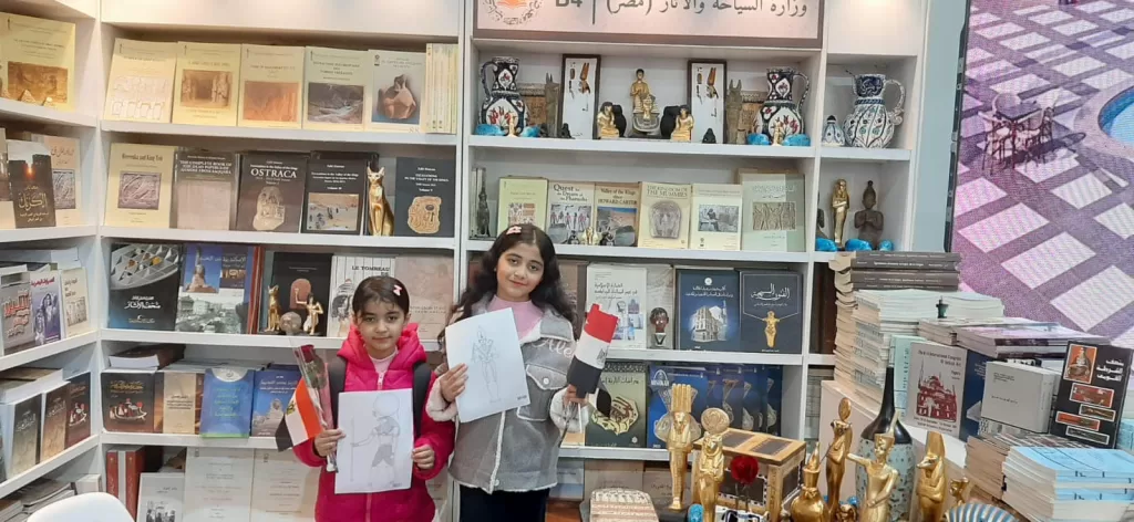 Les Antiquités égyptiennes au Salon international du livre 4 - Le Progrès Egyptien Les Antiquités égyptiennes au Salon international du livre 3 - Le Progrès Egyptien