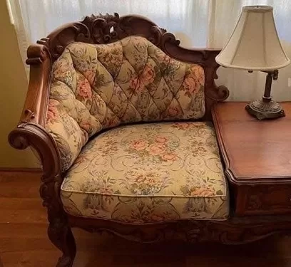 Une chaise et un confort 2 - Le Progrès Egyptien Une chaise et un confort 1 - Le Progrès Egyptien