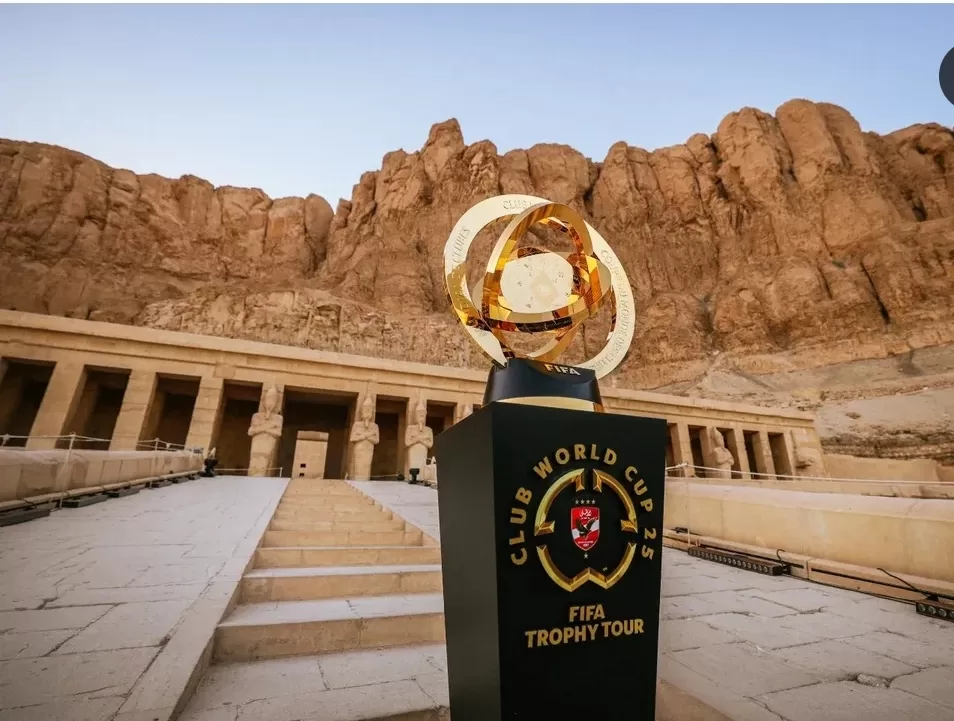 Le trophée de la Coupe du monde des clubs en tournée en Egypte 4 - Le Progrès Egyptien Le trophée de la Coupe du monde des clubs en tournée en Egypte 3 - Le Progrès Egyptien