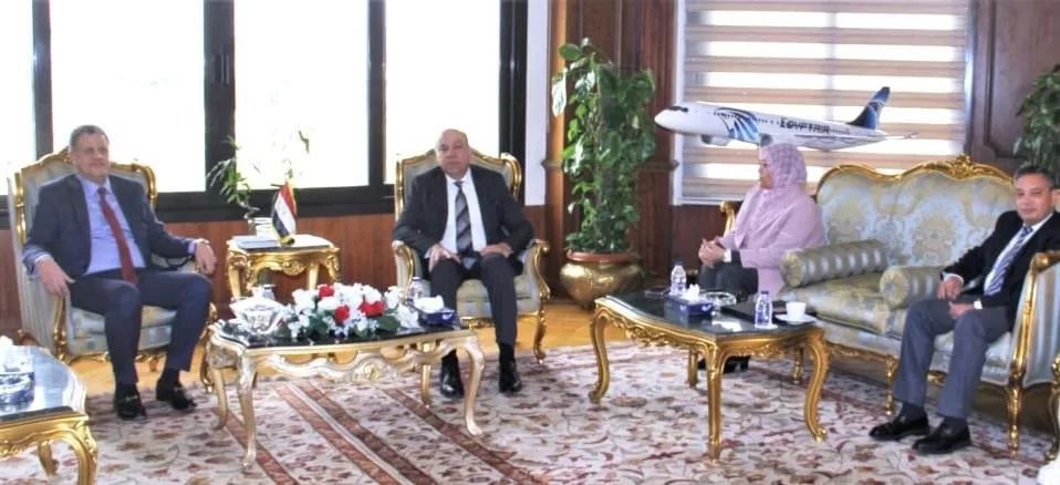 Rencontre d’Al-Hefni avec une délégation du King's College Hospital 4 - Le Progrès Egyptien Rencontre d’Al-Hefni avec une délégation du King's College Hospital 3 - Le Progrès Egyptien