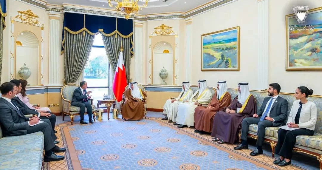 Le ministre des Affaires étrangères rencontre le prince héritier de Bahreïn 1 - Le Progrès Egyptien