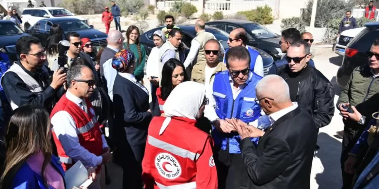 Visite officielle au centre logistique du Croissant-Rouge égyptien à El-Arich 2 - Le Progrès Egyptien Visite officielle au centre logistique du Croissant-Rouge égyptien à El-Arich 1 - Le Progrès Egyptien