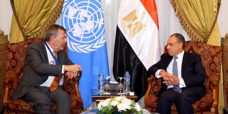 Le Ministre des AE reçoit le Commissaire général de l'Office de secours et de travaux des Nations Unies pour les réfugiés de Palestine 1 - Le Progrès Egyptien