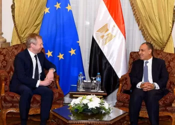 Abdel Aati reçoit le représentant spécial de l’UE pour le processus de paix au M-O