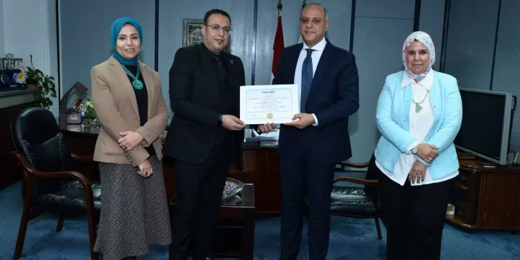 Hommage aux employés du secteur commercial des lignes aériennes 2 - Le Progrès Egyptien Hommage aux employés du secteur commercial des lignes aériennes 1 - Le Progrès Egyptien