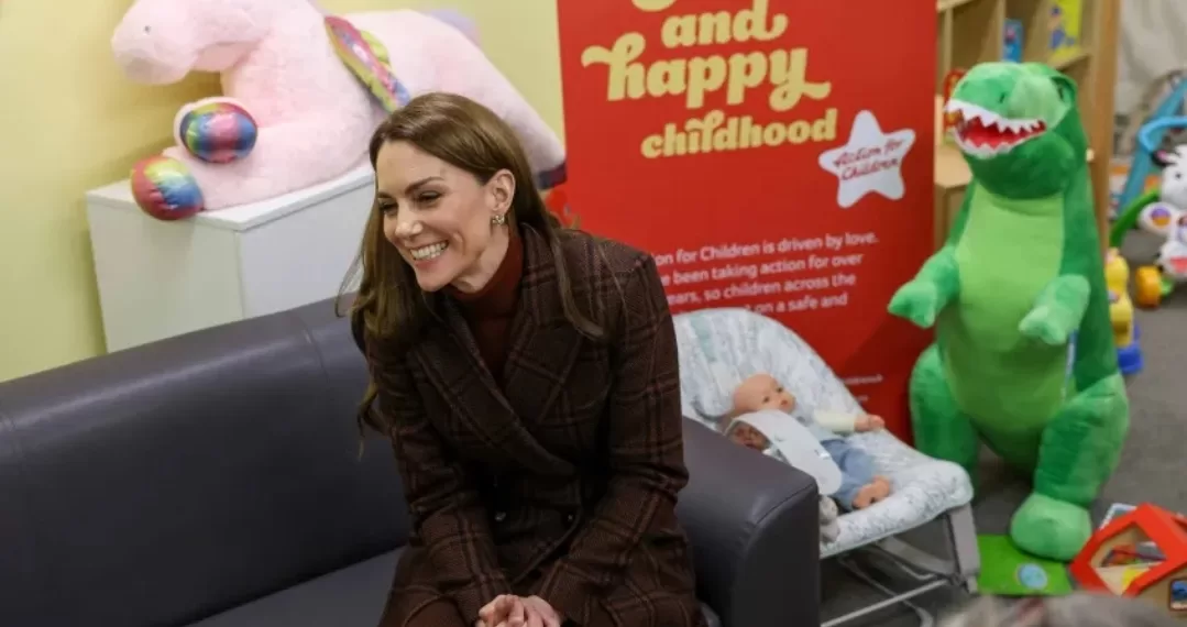 Rendez-vous pluvieux de Kate dans une prison pour femmes du Cheshire 2 - Le Progrès Egyptien Rendez-vous pluvieux de Kate dans une prison pour femmes du Cheshire 1 - Le Progrès Egyptien