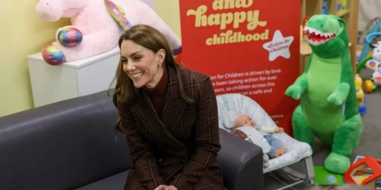 Rendez-vous pluvieux de Kate dans une prison pour femmes du Cheshire 2 - Le Progrès Egyptien Rendez-vous pluvieux de Kate dans une prison pour femmes du Cheshire 1 - Le Progrès Egyptien