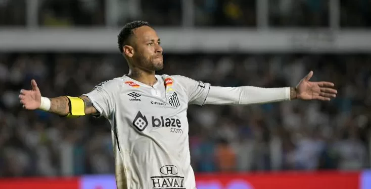 Anniversaire, numéro "10" et match nul: Neymar de retour avec Santos 1 - Le Progrès Egyptien