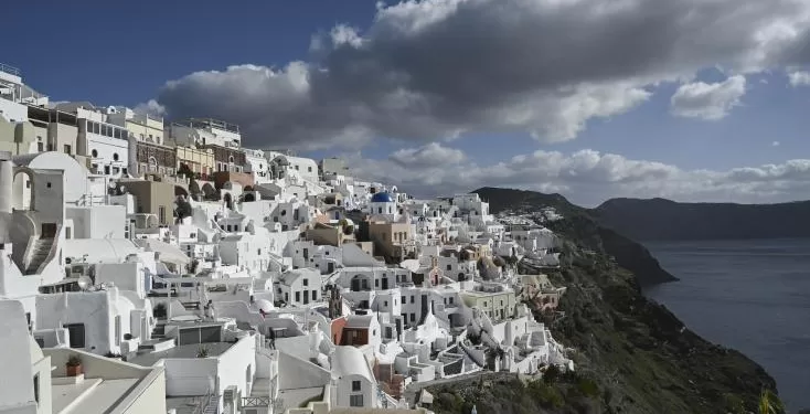 Grèce: à Santorin, Mitsotakis exclut un scénario catastrophe malgré les séismes 1 - Le Progrès Egyptien