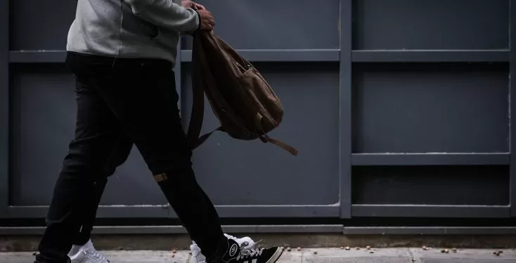 Violence à l'école: fouilles inopinées des sacs à partir du printemps en France 2 - Le Progrès Egyptien Violence à l'école: fouilles inopinées des sacs à partir du printemps en France 1 - Le Progrès Egyptien