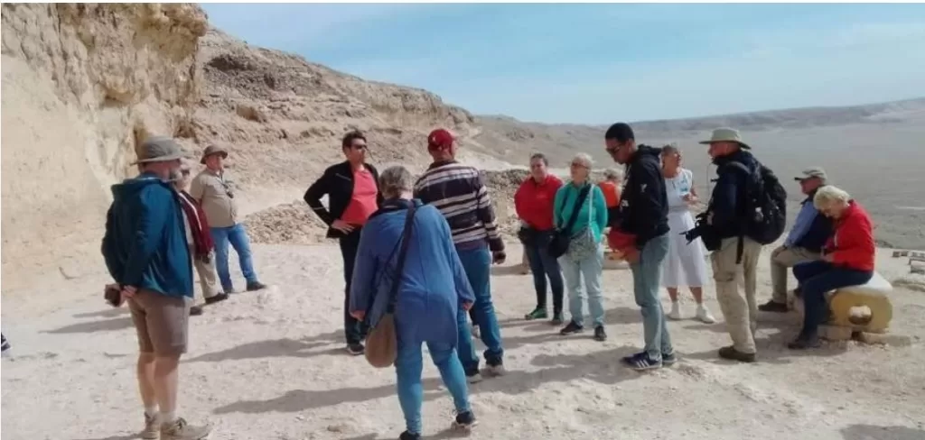Des groupes de touristes de 12 pays, aux sites archéologiques de Minya 8 - Le Progrès Egyptien Des groupes de touristes de 12 pays, aux sites archéologiques de Minya 7 - Le Progrès Egyptien
