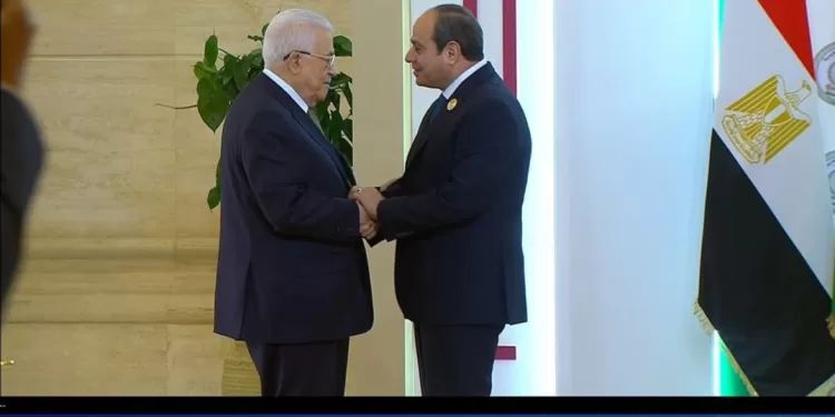 Le président reçoit des dirigeants prenant part au sommet arabe extraordinaire 1 - Le Progrès Egyptien