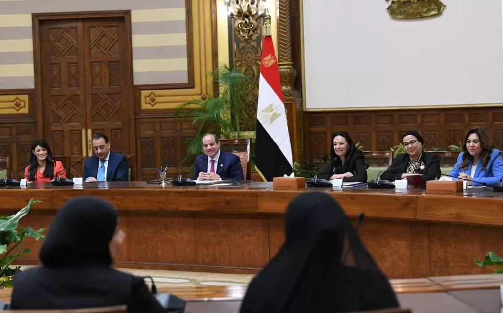 Al-Sissi rend hommage aux femmes égyptiennes 6 - Le Progrès Egyptien Al-Sissi rend hommage aux femmes égyptiennes 5 - Le Progrès Egyptien
