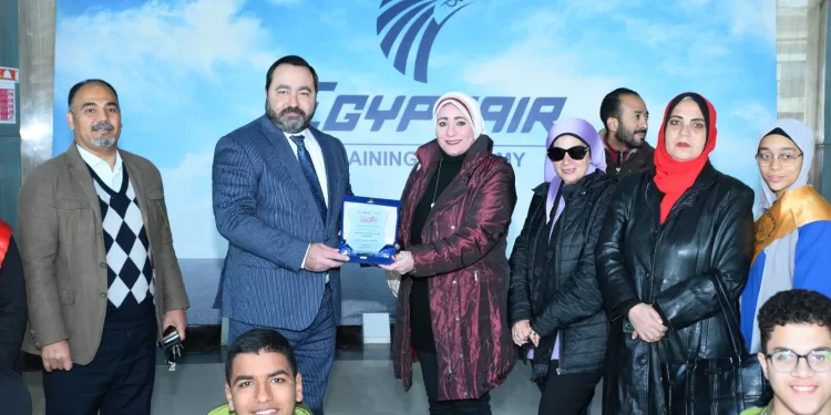 Des élèves brillants en visite de l'Académie EgyptAir 1 - Le Progrès Egyptien