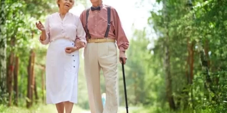 Marcher 10 minutes par jour améliore la santé mentale 2 - Le Progrès Egyptien Marcher 10 minutes par jour améliore la santé mentale 1 - Le Progrès Egyptien